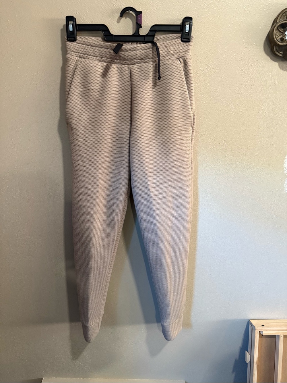 Champion Men's Beige/Tan Jogger Sweatpants